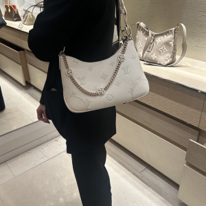 신상 올레더 크루아상 백