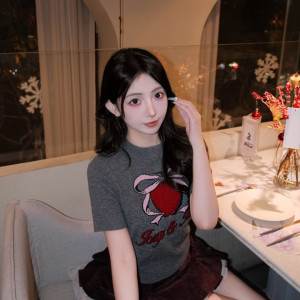 체리 프린트 그레이 반팔 티셔츠