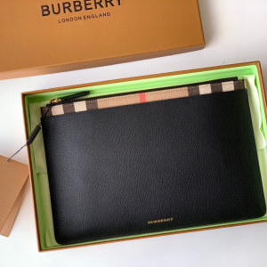 하우스 체크 패턴 가죽 파우치